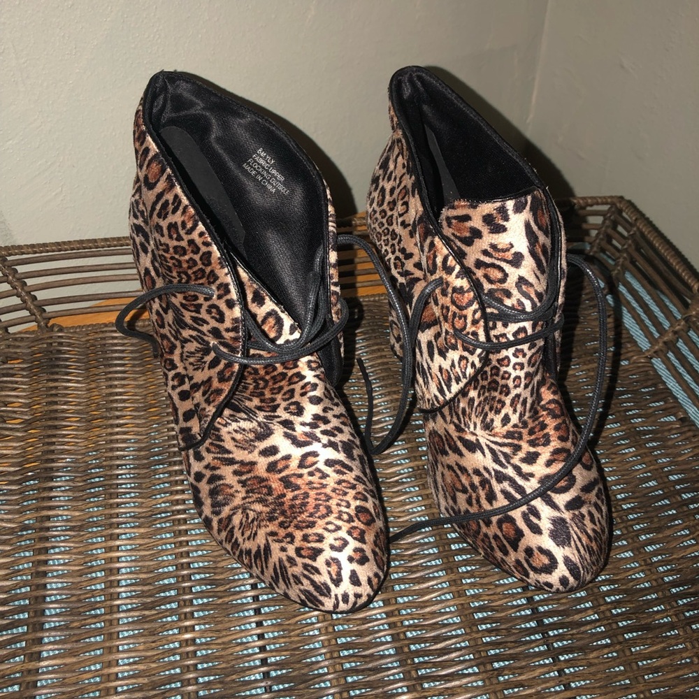 Leopard print lace up heeled booties
